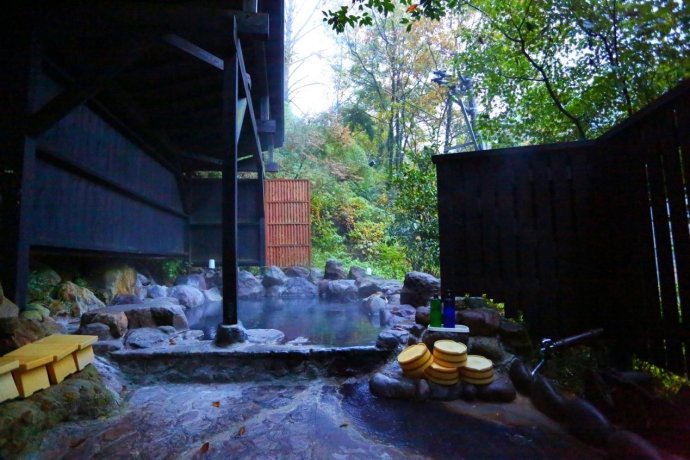 温泉之旅温泉篇,体验更舒适的自然温泉之旅