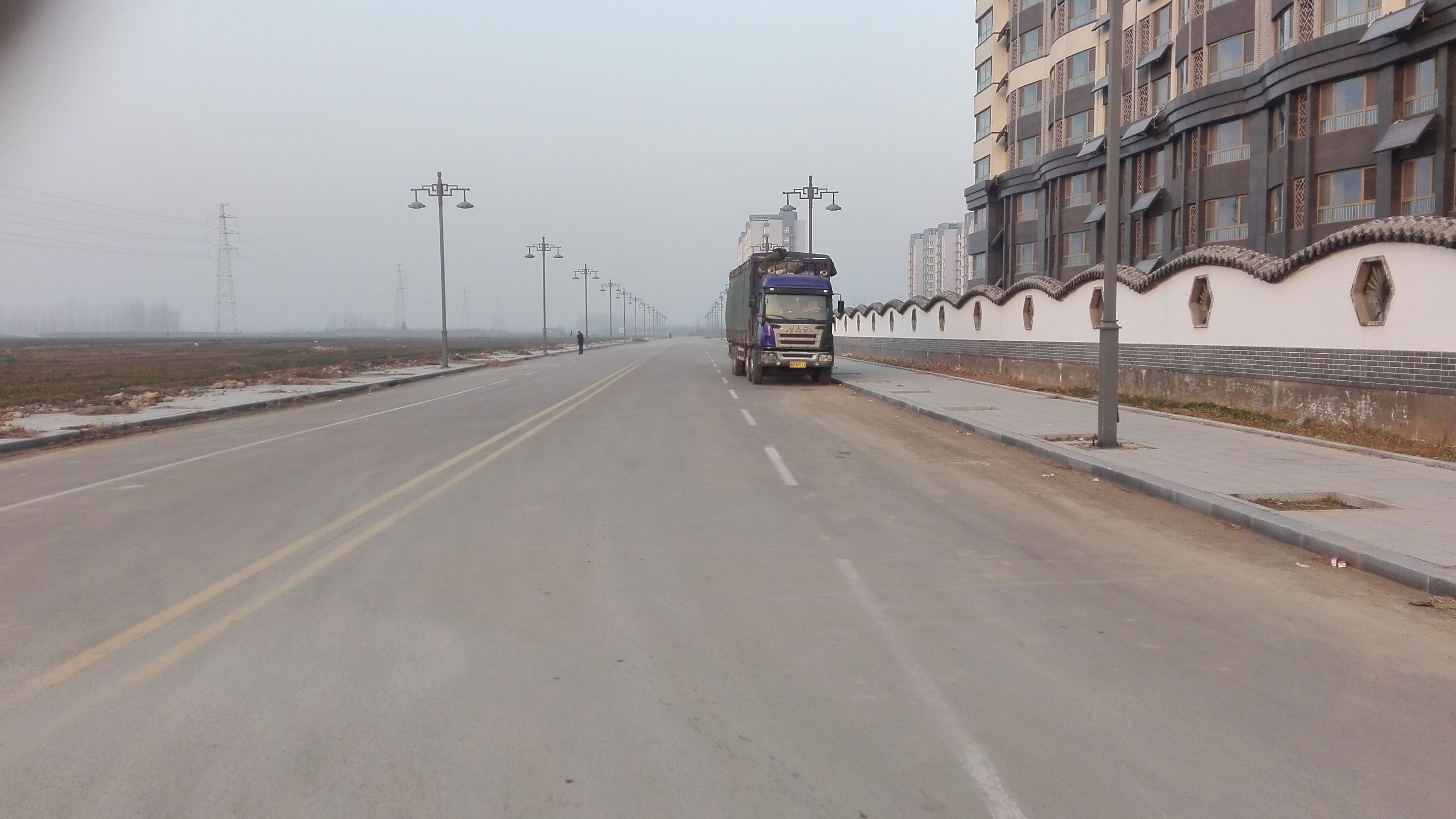 跑完步腿疼如何拉伸恢复,跑步后腿疼的拉伸动作