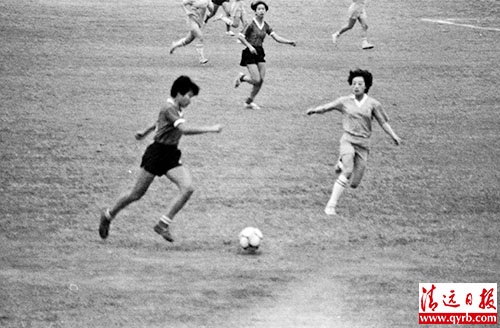 政协委员为我市发展建言献策,政协委员足球