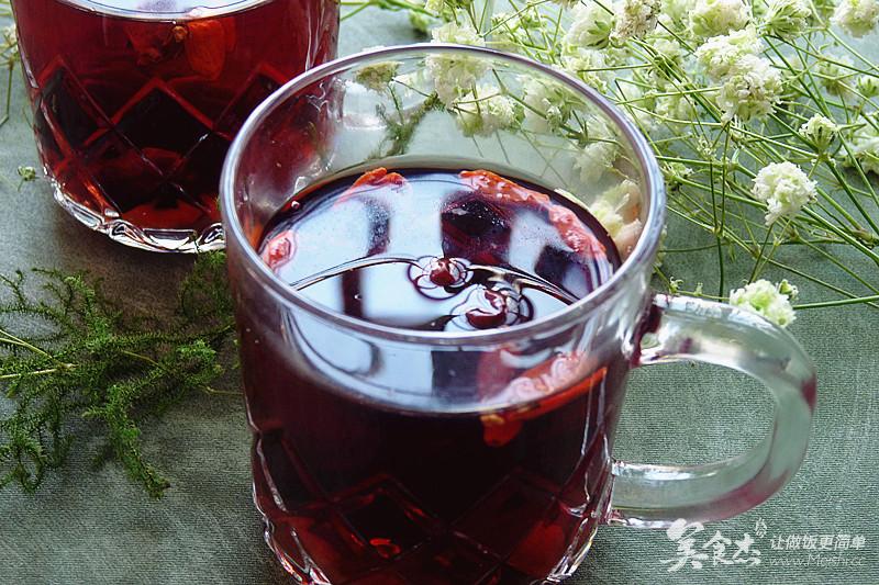 暖身暖心——补血养颜花果茶