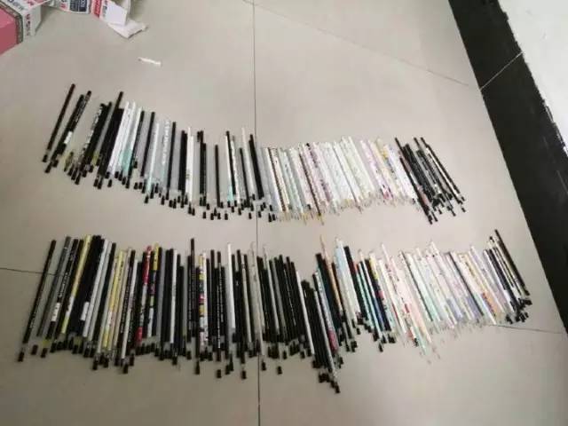 手机里最值得你怀念的照片,怀念手机里仅存最珍贵的照片