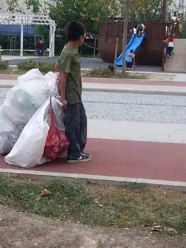 手机里最值得你怀念的照片,怀念手机里仅存最珍贵的照片