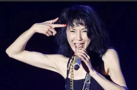 有囤积症怎么断舍离,想要断舍离先改掉囤积症