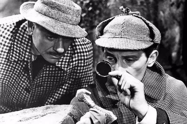 夏洛克和福尔摩斯是不是同一个人,神探夏洛克第三季卷福视频