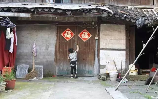 如果需要助困、助医,助学,亲青筹平台来帮助你