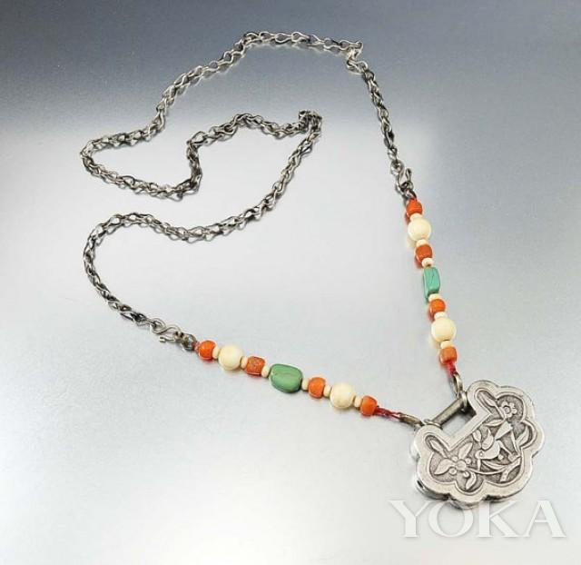 你就像一把钥匙打开了我的心,你若不接受我的心我便锁住我的爱