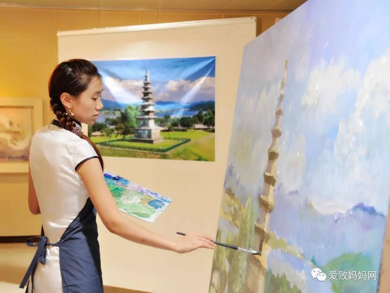 秘密花园里的时尚邂逅——第五届爱败妈妈时尚盛典闪耀绽放