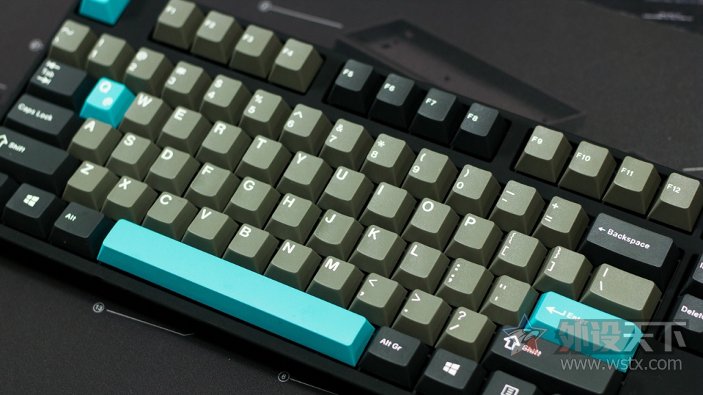 酷冷至尊xt红轴,烧友的点评