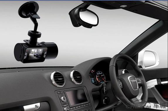 360m320pro行车记录仪怎么样,行车记录仪70迈a500和a800区别
