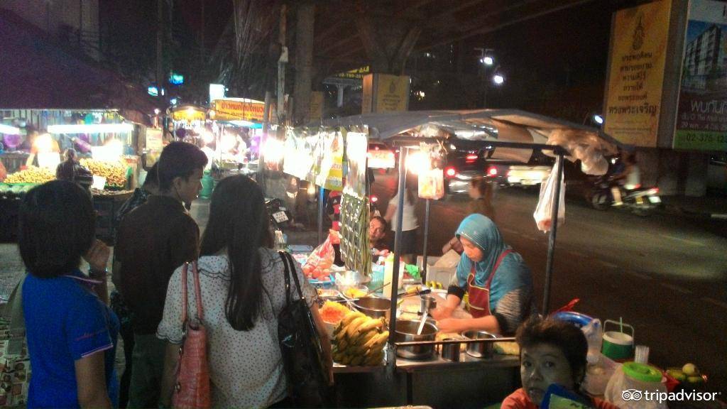 泰国必吃的街边小吃,泰国火车头夜市哪家店最好