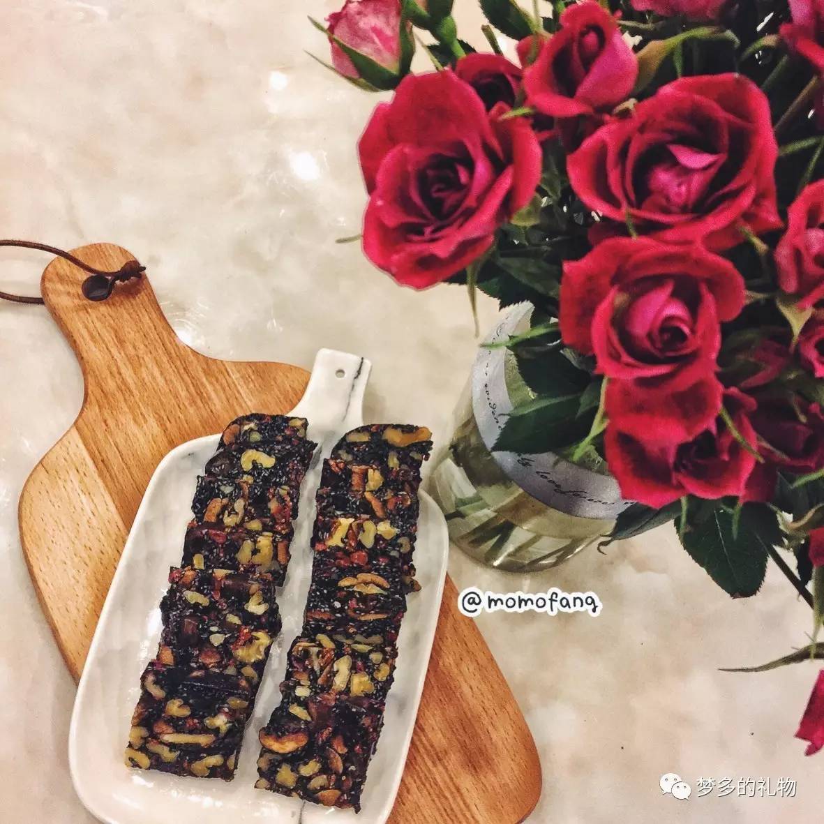 晒任何东西却无所谓,晒礼物别人不相信