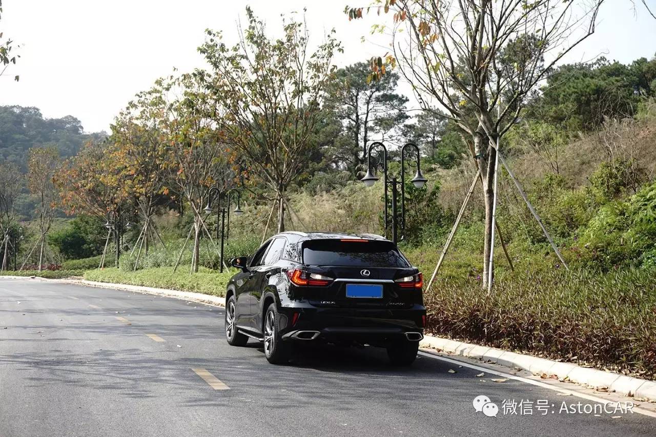 雷克萨斯rx200t价格,雷克萨斯rx450h评测