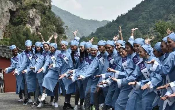 从八戒到厕纸，伦敦男装周的设计灵感会不会来的太奇葩？！