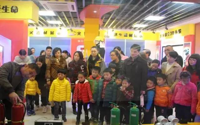 如果需要助困、助医,助学,亲青筹平台来帮助你