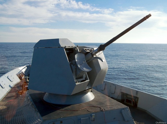 台康定级舰炮回意大利升级完毕,为防被扣海运回台时避开香港