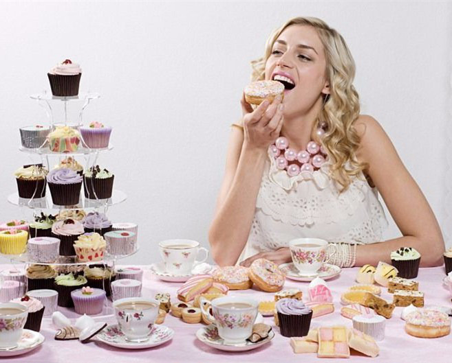 怎样能克制住暴饮暴食心理,暴饮暴食如何遏制住自己