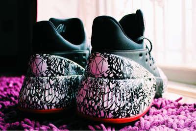 利拉德dame系列,nike篮球鞋gt3测评