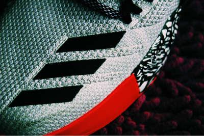 利拉德dame系列,nike篮球鞋gt3测评