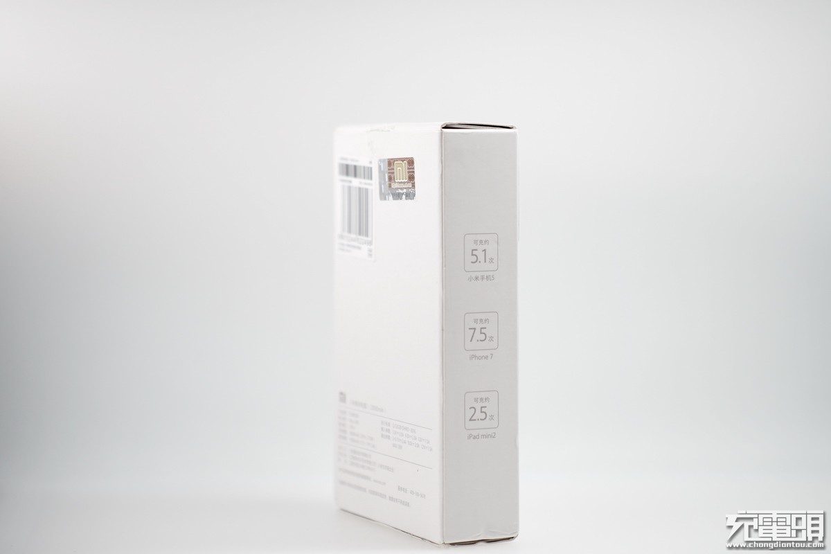 小米移动电源3拆解20000毫安,小米移动电源out1和out2