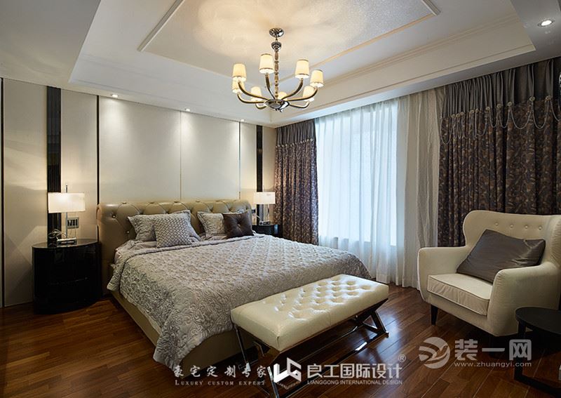 乍一看黑乎乎一片类似何以笙的家杭州江南文苑大户型装修