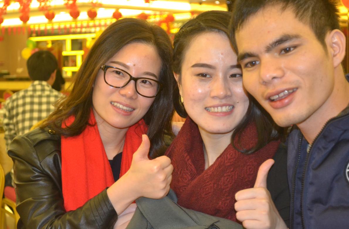 iphone7奖优秀员工不豪，42张图看爱唯2017年会