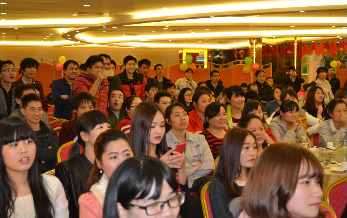 iphone7奖优秀员工不豪，42张图看爱唯2017年会