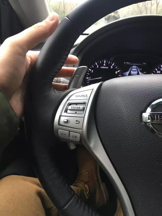 东风日产天籁2021款2.0l试驾,日产天籁试驾2021舒适款音响