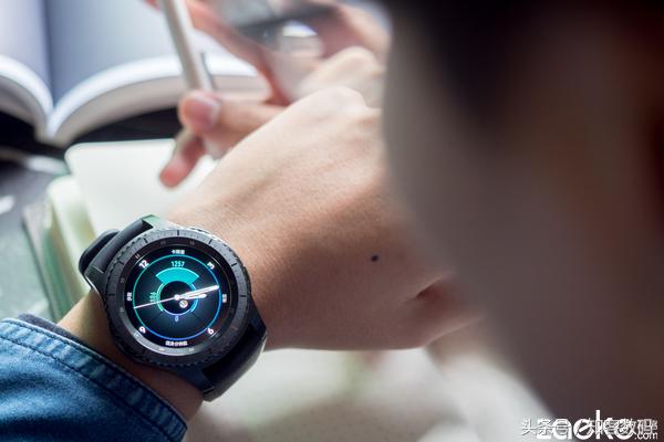 三星GearS3评测：最强智能手表之一，但依然鸡肋