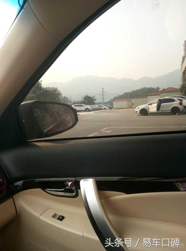 开着坐着舒服的豪华车,开着大气还舒服的车