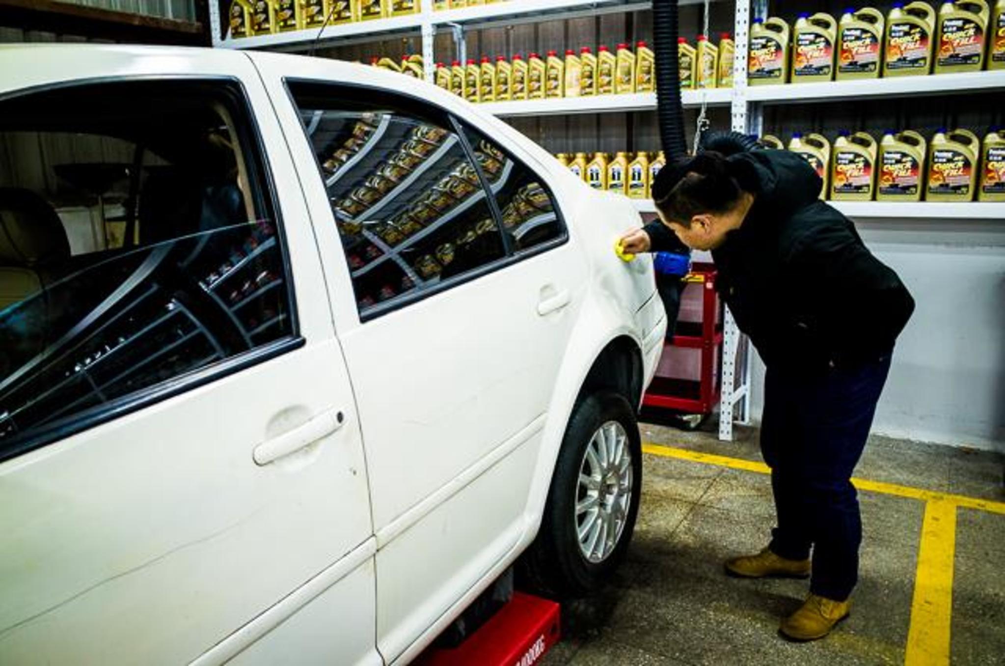 最快处理车子划痕,怎样修复车子刮痕