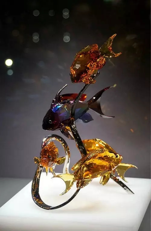 世界奢侈首饰品牌,施华洛世奇是轻奢还是高奢