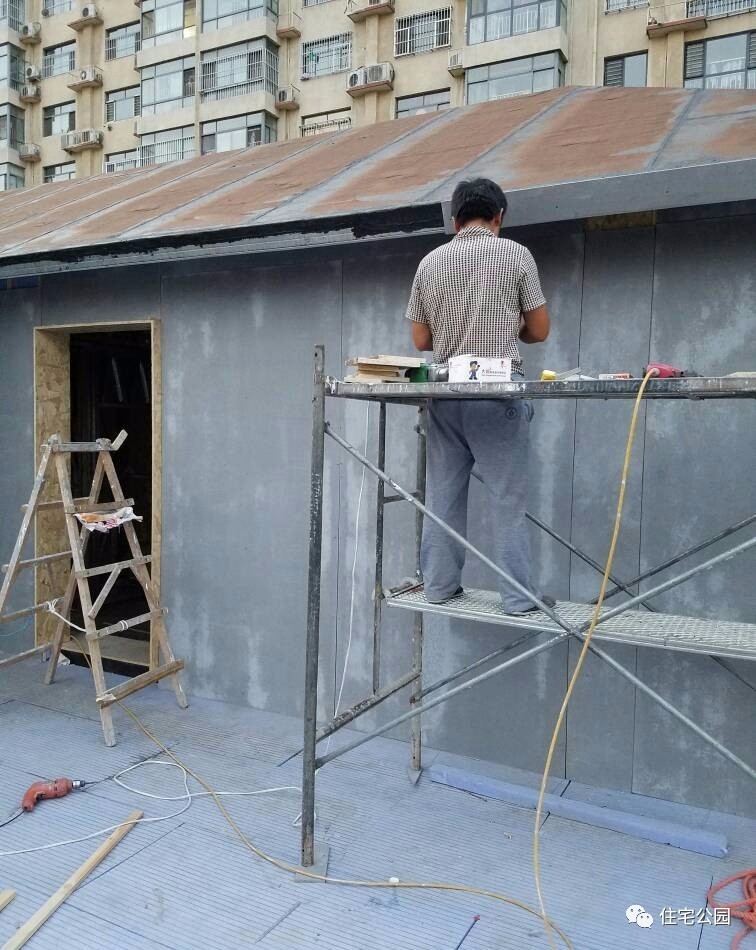 他花25万城郊盖栋轻钢房为何却羡煞了100万城市买楼的发小?