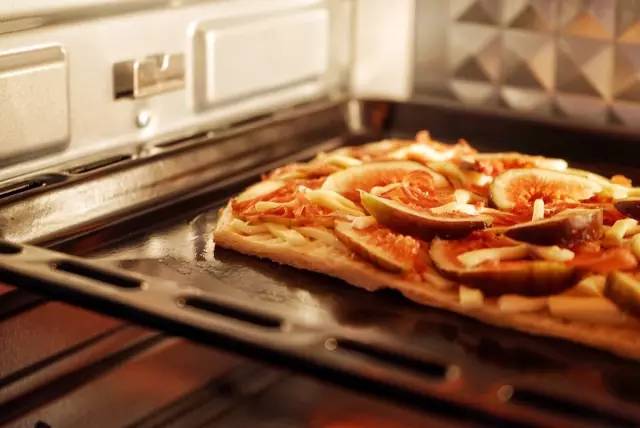 浜彈姘存灉鐢樼敎,浜彈鏃犺姳鏋滃甫鏉ョ殑鐢滆湝