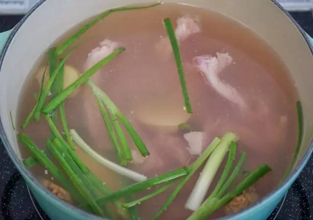 浜彈姘存灉鐢樼敎,浜彈鏃犺姳鏋滃甫鏉ョ殑鐢滆湝