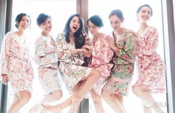 伴娘送新娘什么礼物比较好,结婚应该送朋友点什么礼物最好