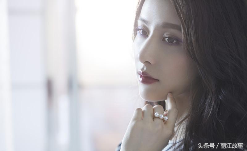 女人想给你借钱怎么办,喜欢的女生向你借钱什么心理