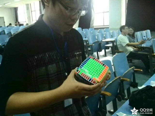 怎么用三阶魔方拼春节快乐,如何用魔方拼新年快乐