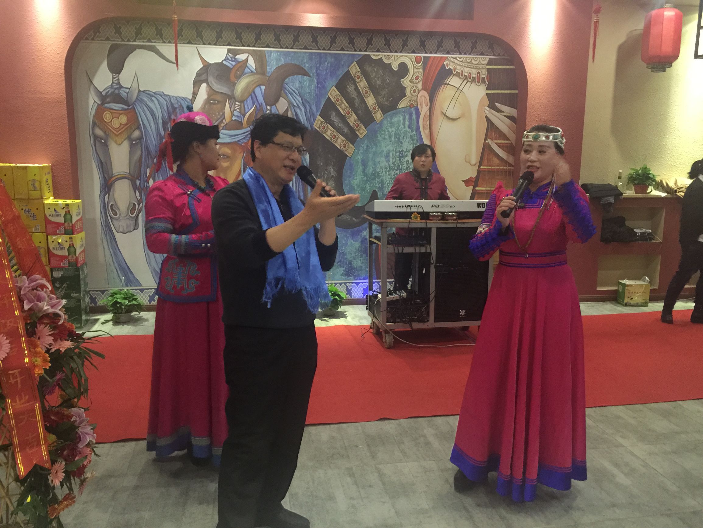 钂欏彜鐗硅壊鑽夊師楗簵,鑽夊師缇庨钂欏彜椋庢儏