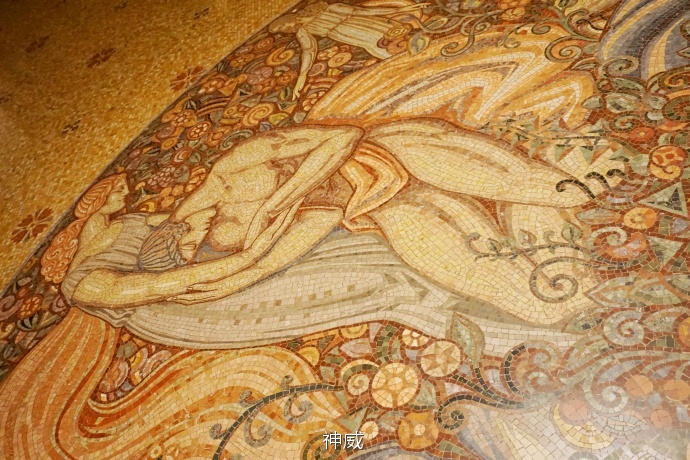 神会玩|XOXO，绯闻纽约的168小时享乐进行时