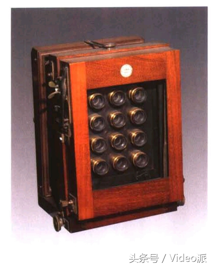 一台相机同时最多可以配多少个镜头？答案是最少十二个！