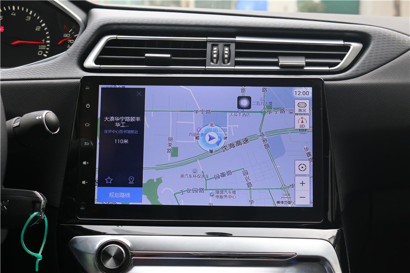 标致308改畅影10.2寸横屏机,2017就这么任性