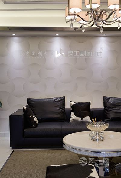 乍一看黑乎乎一片类似何以笙的家杭州江南文苑大户型装修