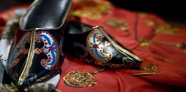 甲之蜜糖乙之霜英文,甲之蜜糖乙之砒霜翻译