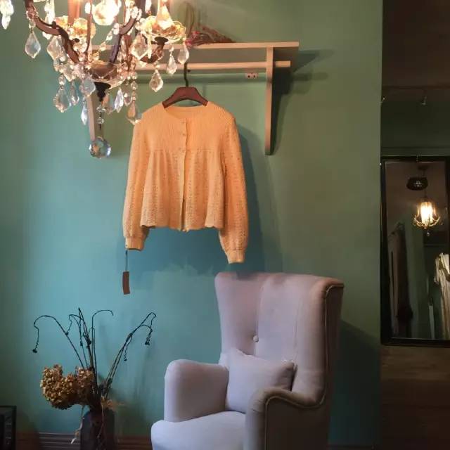 甲之蜜糖乙之霜英文,甲之蜜糖乙之砒霜翻译