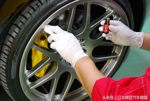 那些年自行车可以搞定的恋爱现在需要这样的豪车来吸引