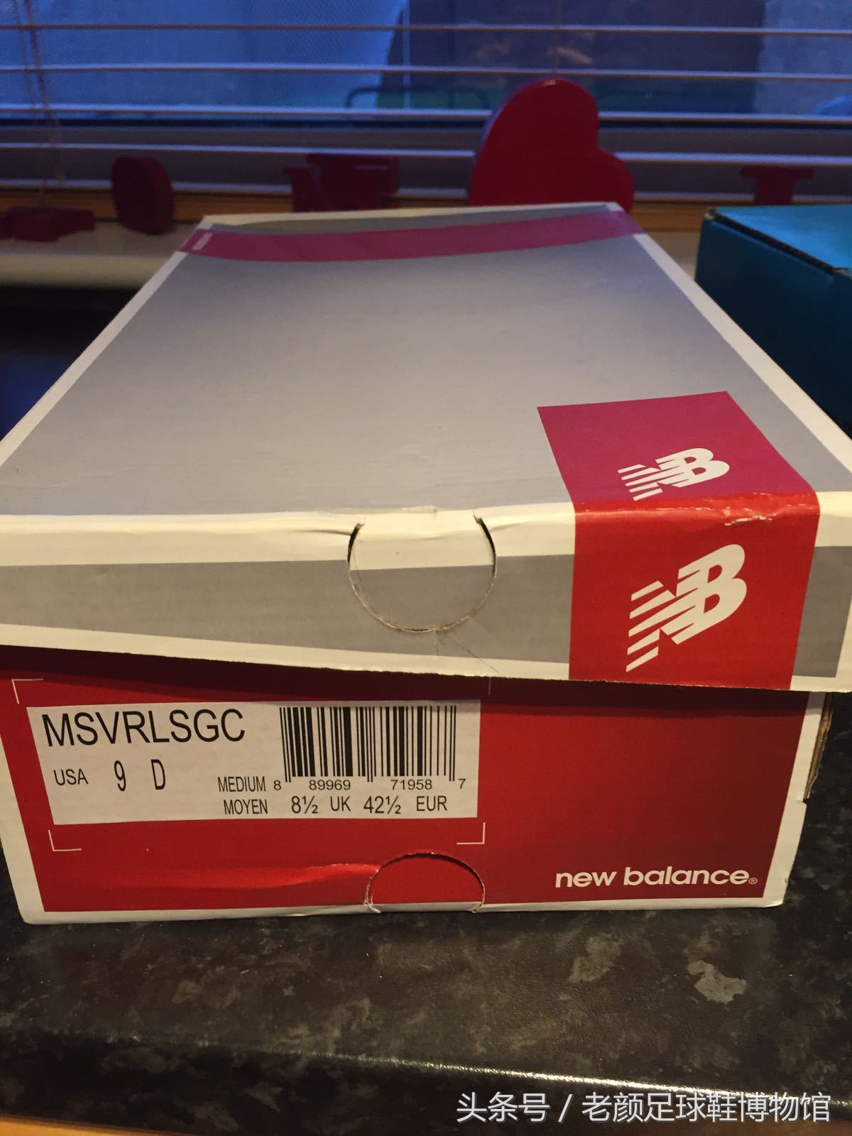 门外汉nb踏入足球市场是自找没趣？其实它也是30年球鞋老司机