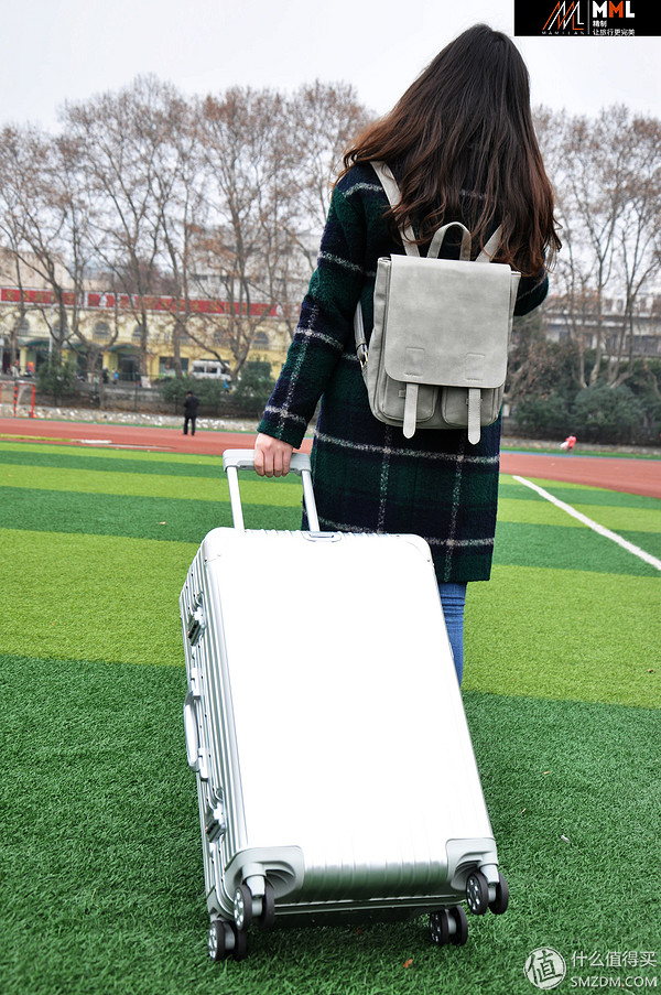 国产箱包性价比高,国产的箱包拉杆箱