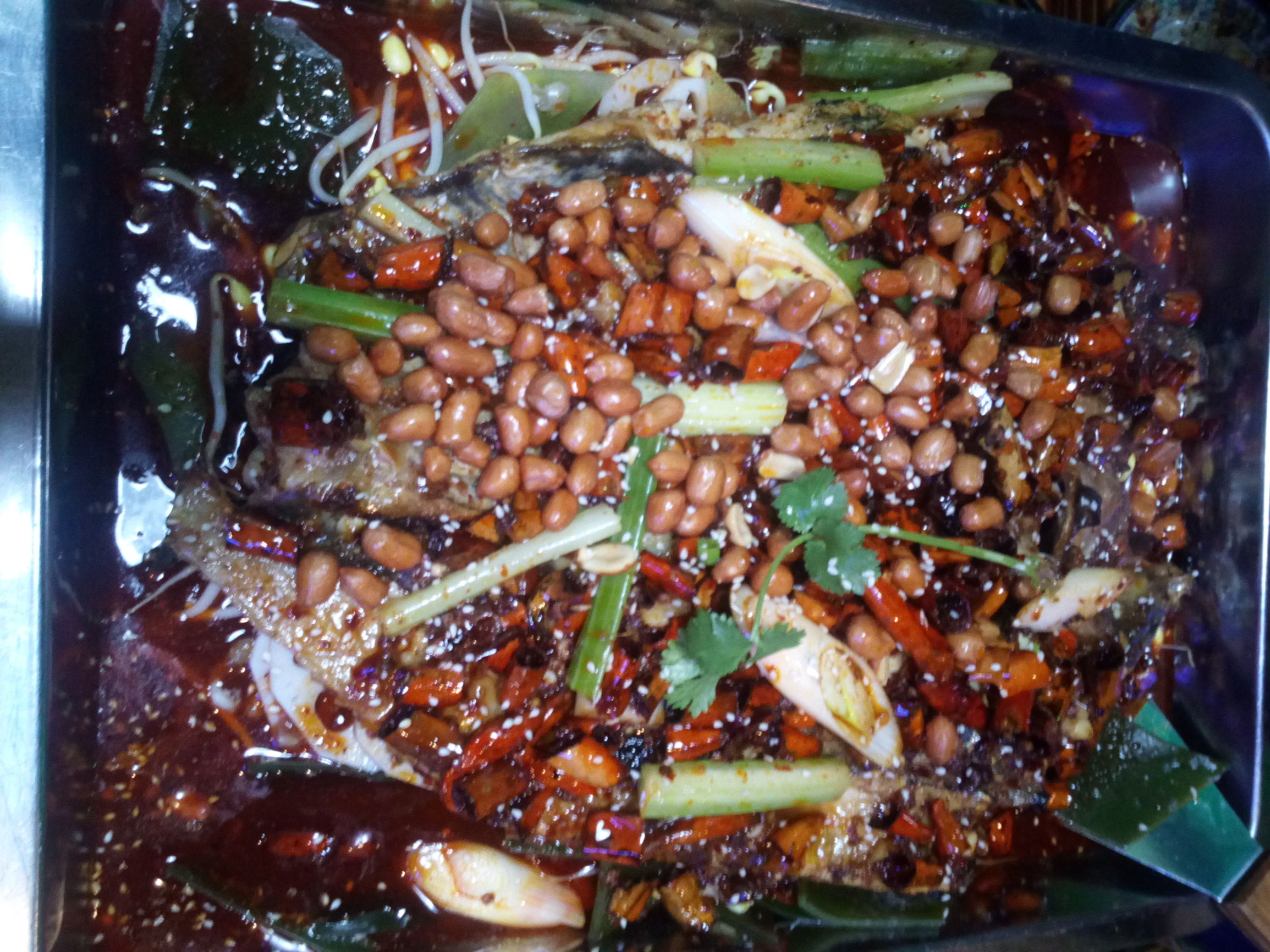 烤鱼即将出炉,烤鱼美味可口