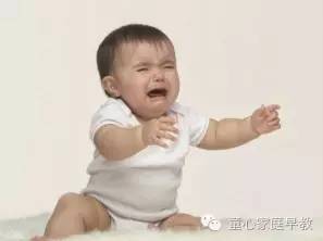 一岁多宝宝晚上哭闹的原因,宝宝半夜哭闹的原因及解决方法