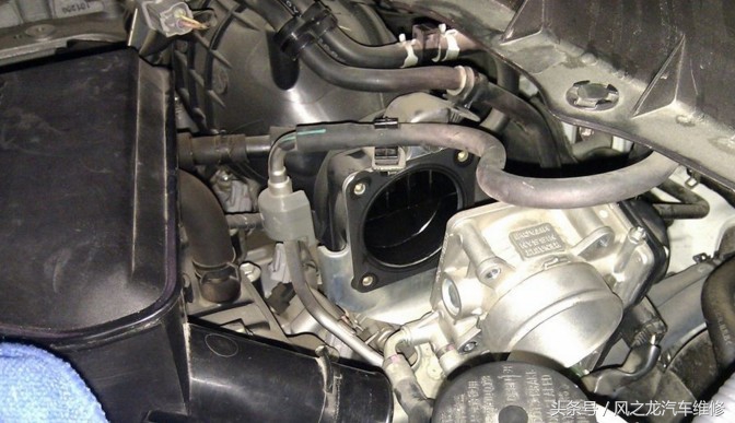 日产奇骏清洗节气门后的复位方法,日产奇骏清洗节气门多少钱一次